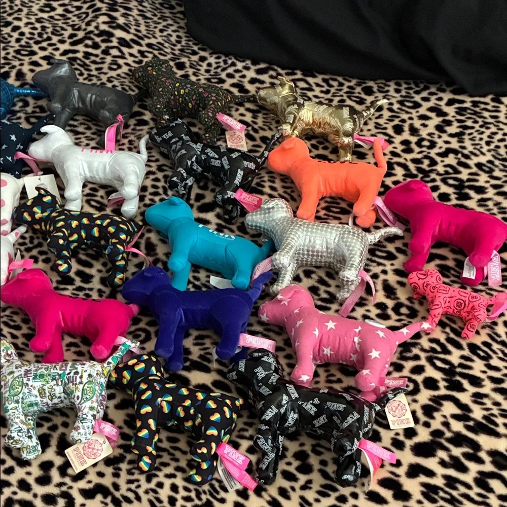 π PINK Victoria's Secret Dog Plush Set π - Picture 5 of 6
